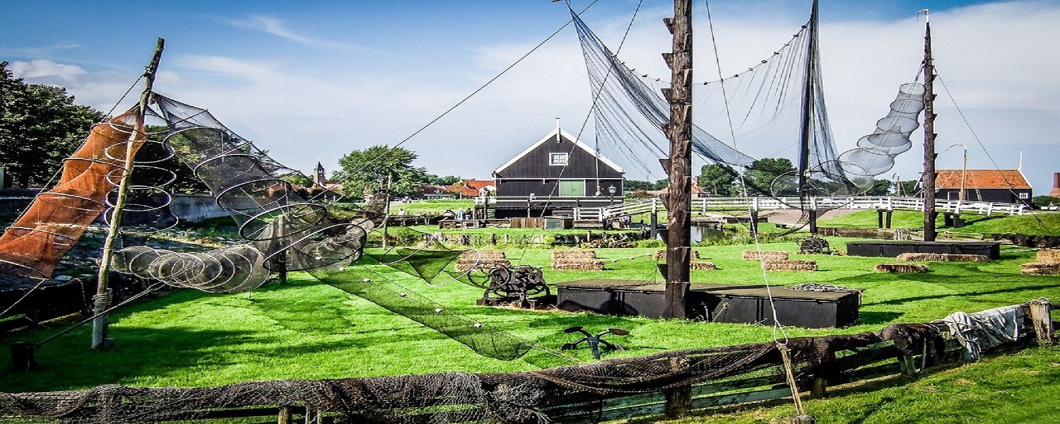 Typical Holland Tour zuiderzee-museum- GO Dutch Travel